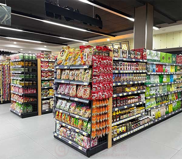 成都超市食品區貨架