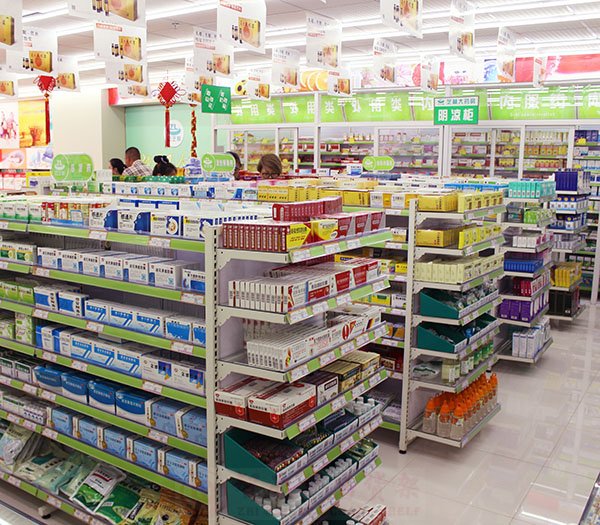 關于成都藥店貨架的那些事